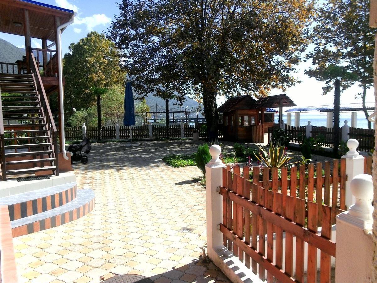 Старые Гагры Gagry Exterior photo